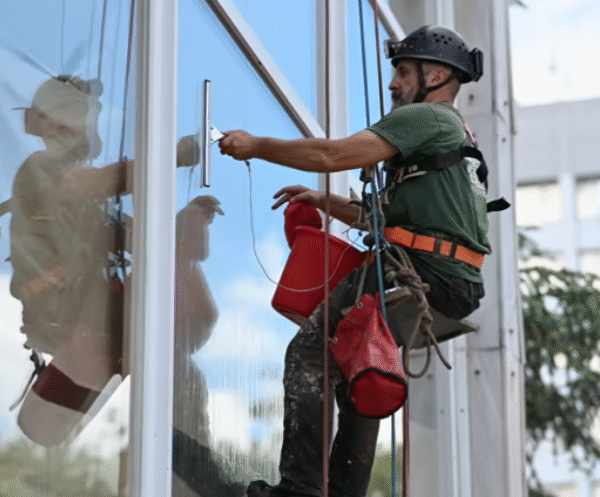 The Complete Guide to Professional Strata Cleaning and Property Maintenance in Sydney 