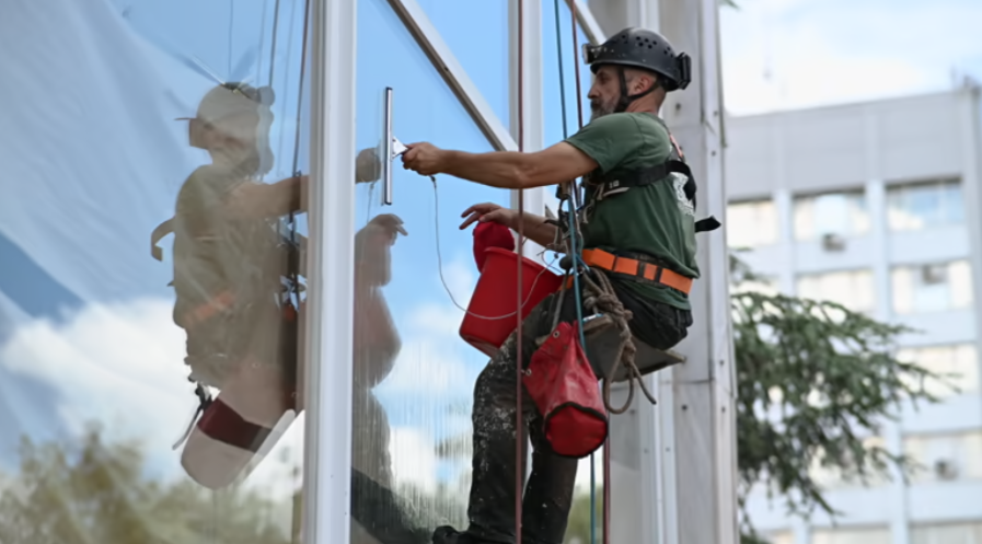 The Complete Guide to Professional Strata Cleaning and Property Maintenance in Sydney 